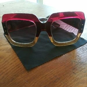 Woman sunglasses